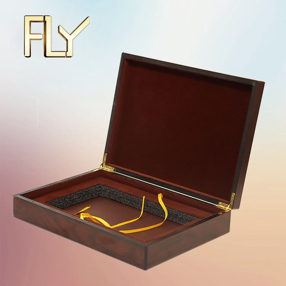 Luxurious High-Quality Wooden Paint Box Packaging