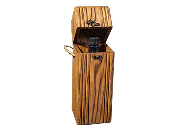 Wooden packaging boxes